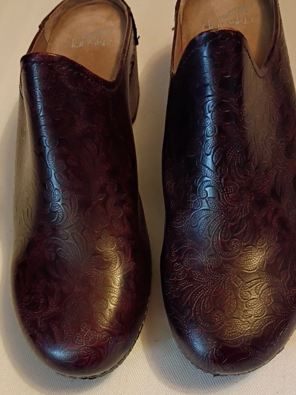 Dansko Clogs 42 - Picture 2 of 8